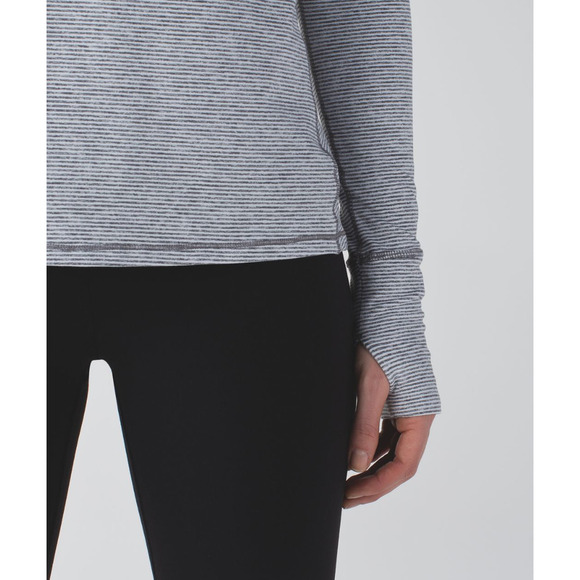 Lululemon Mock Neck Pleat Back Long Sleeve Tee White Grey 6 NWOT - Picture 7 of 14